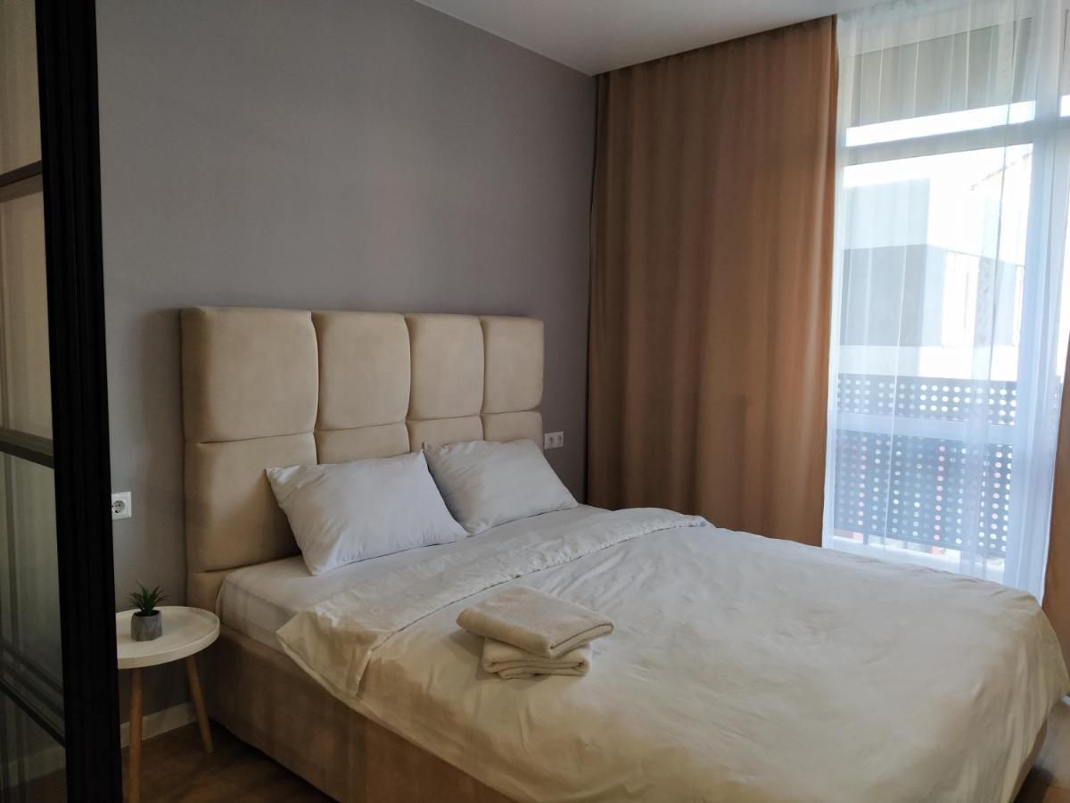 Vip Apartments On Avalon Lviv Bagian luar foto